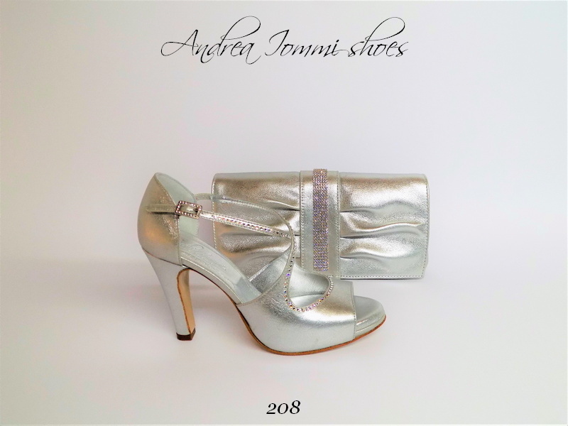 Scarpe e borsa argento store