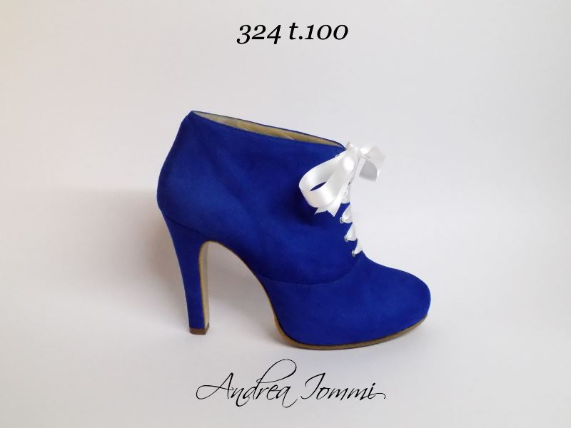 Scarpe da sposa blu elettrico online