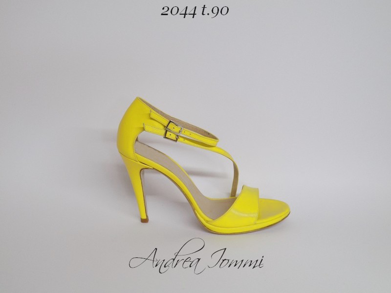 Scarpe gialle clearance sposa