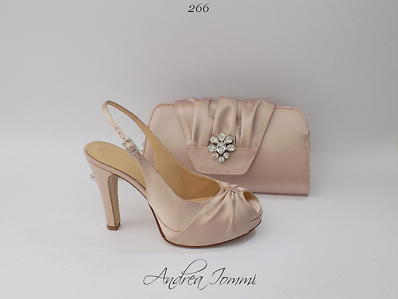 Scarpe e pochette da cerimonia deals