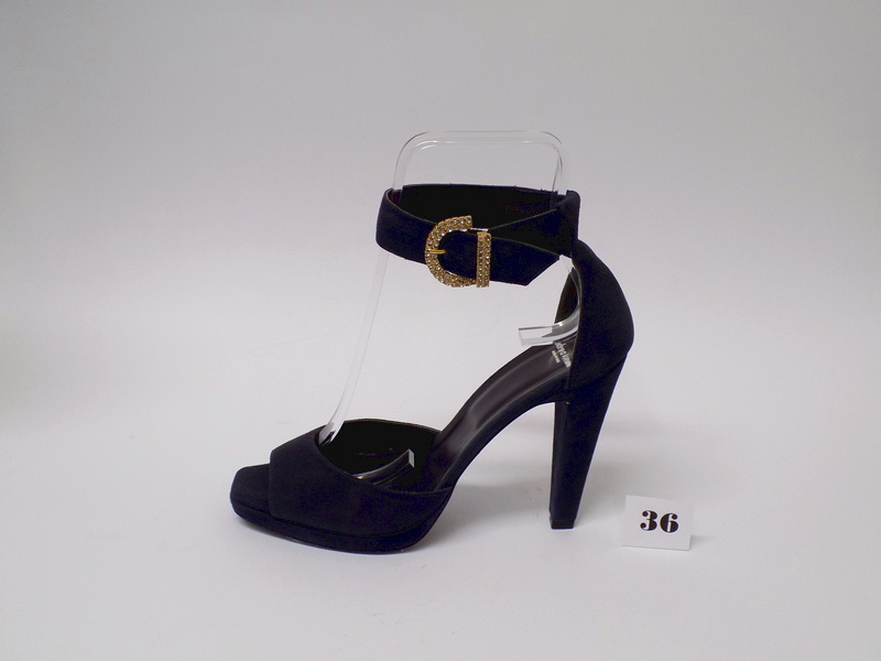 scarpe e sandali artigianali scontata