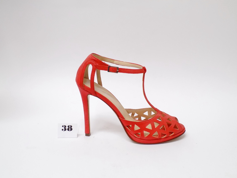 scarpe e sandali artigianali scontata