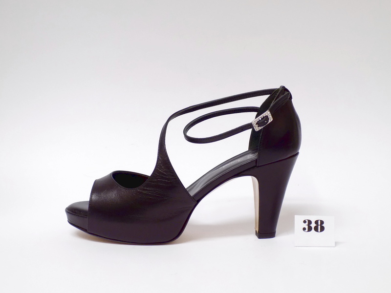 scarpe e sandali artigianali scontata