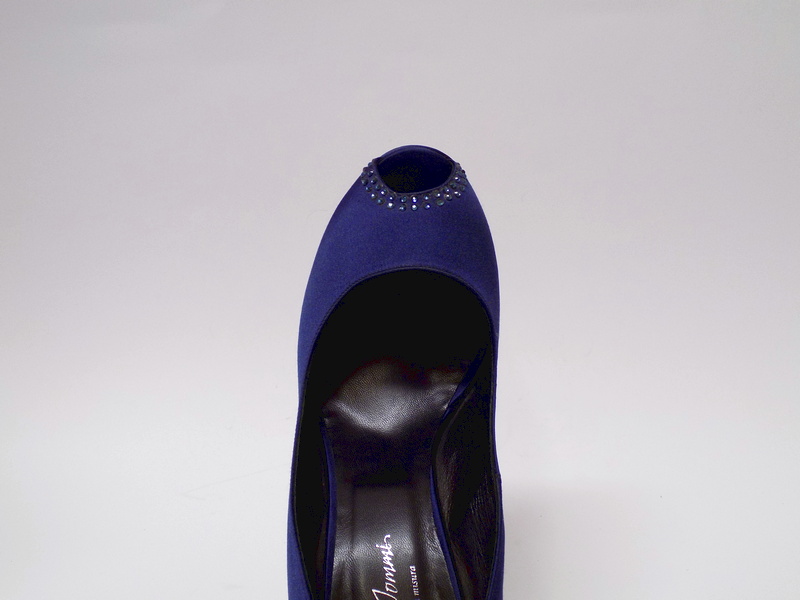 scarpe e sandali artigianali scontata
