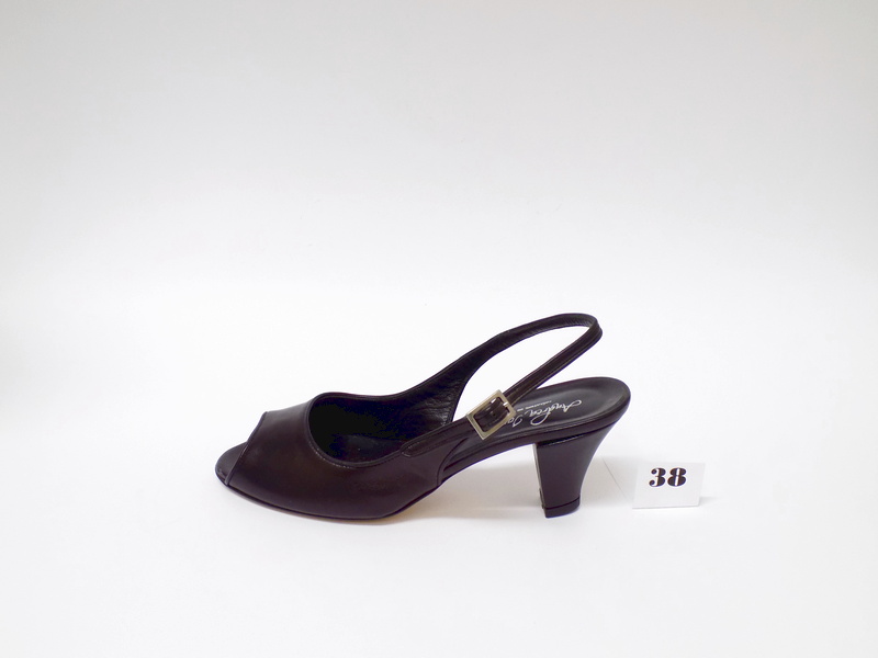 scarpe e sandali artigianali scontata